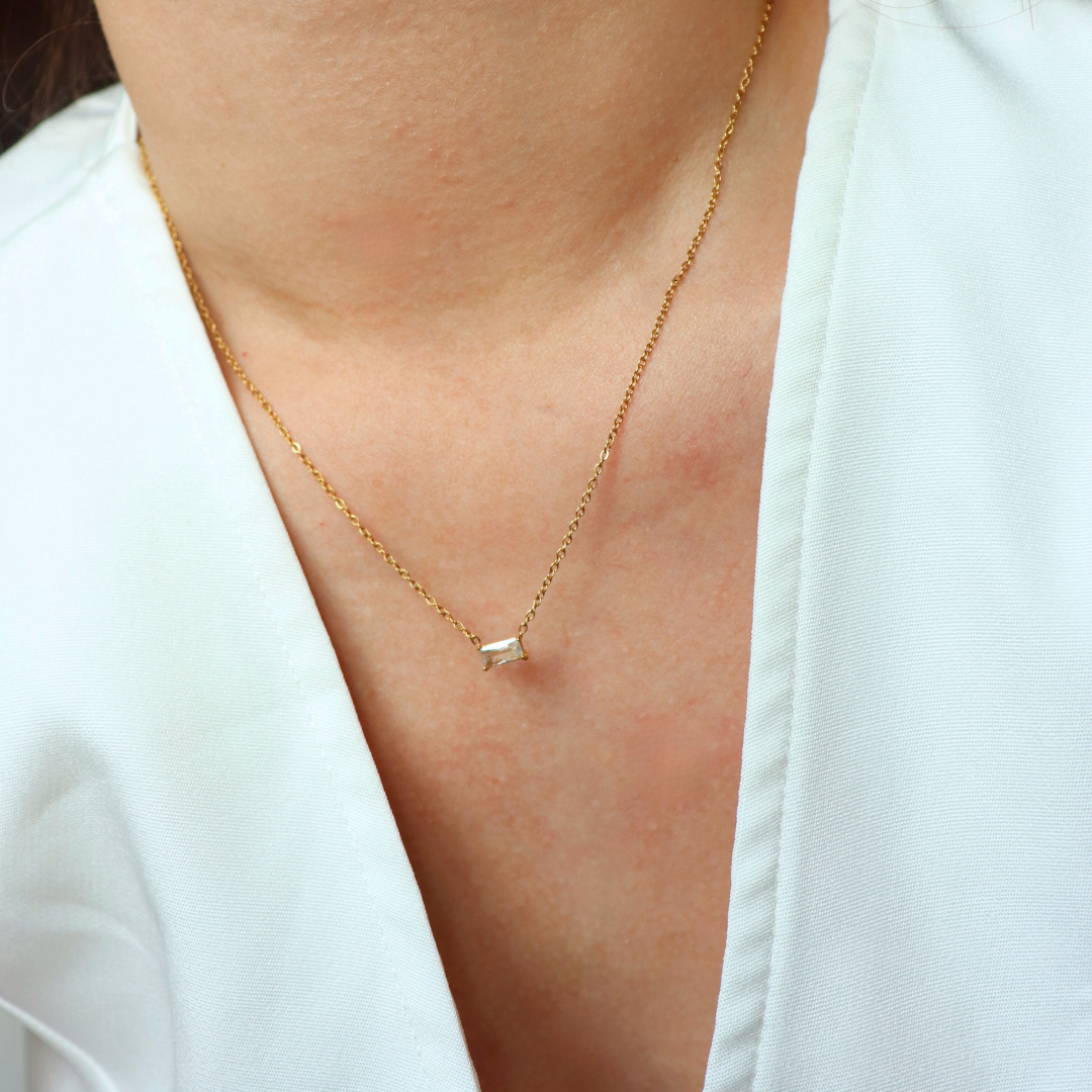 Mia Necklace