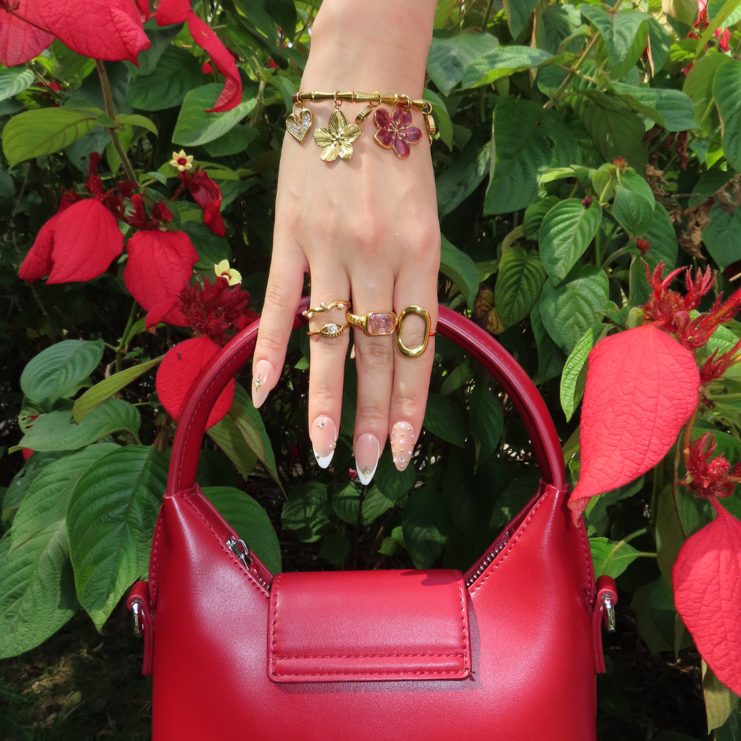 Selena Bangle