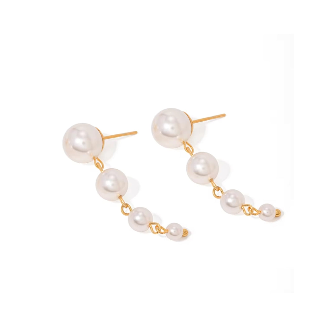 Pearlful Earrings